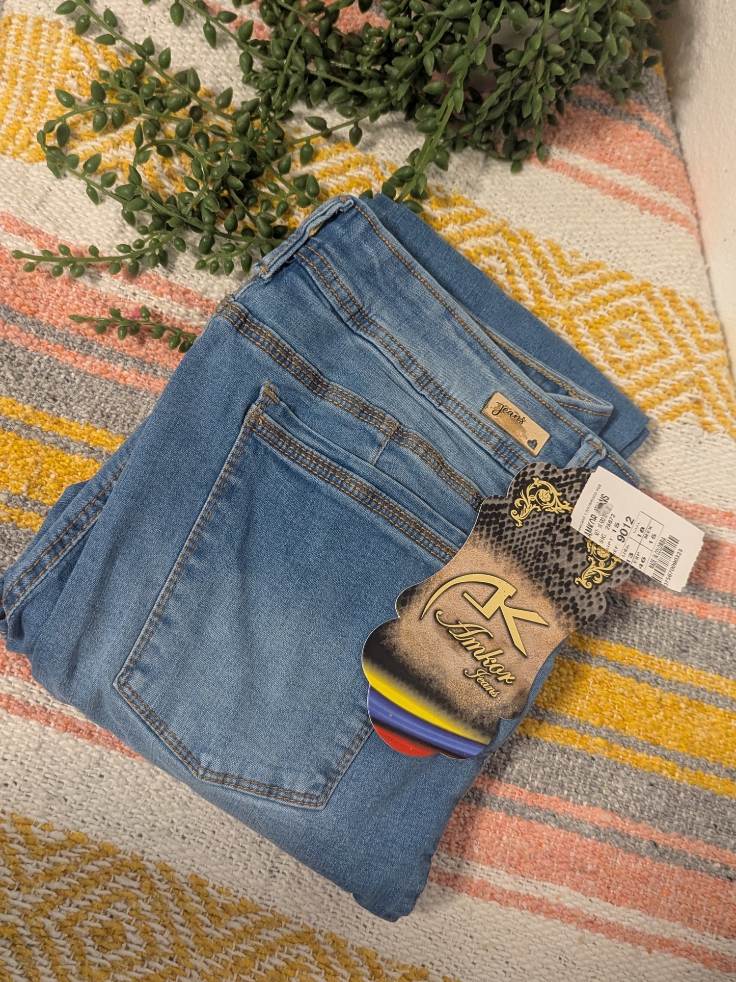 Amkor Jeans